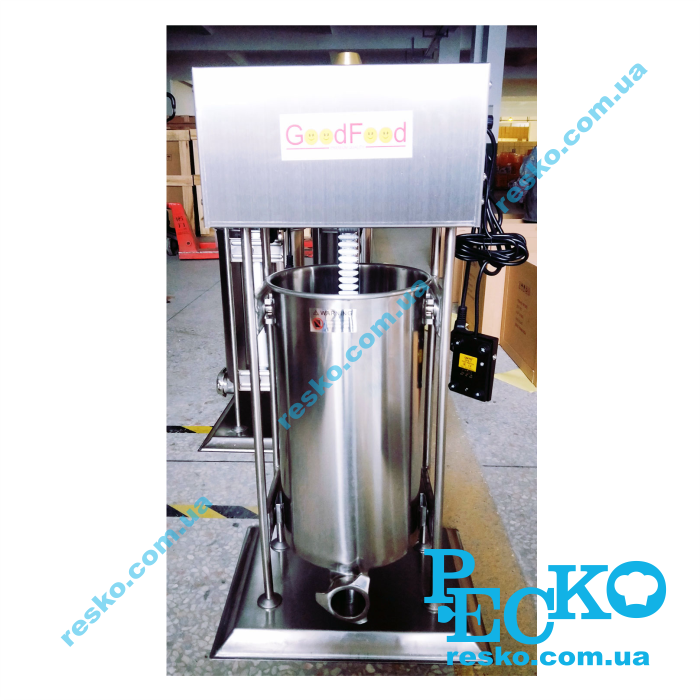 Шприц колбасный электрический GoodFood SF10VE вертикальный профессиональный 10 л