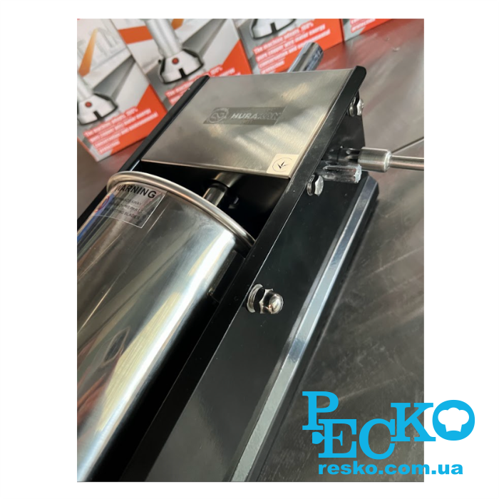 Шприц колбасный Hurakan HKN-ISH5P горизонтальный профессиональный 5 л