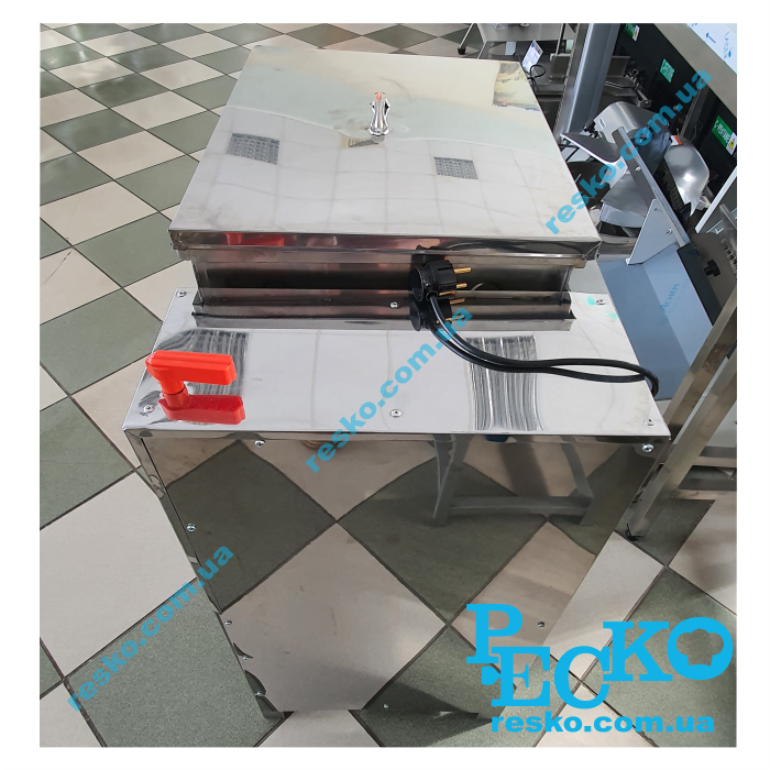 Фаршеміс Frosty FLN-25A тістоміс для крутого тіста горизонтальний 30 кг від компані\ РЕСКО