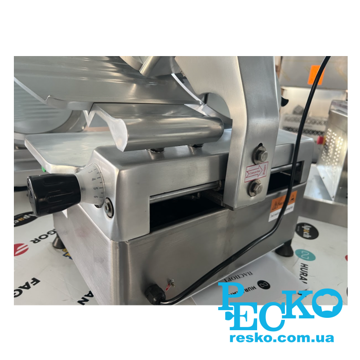 Слайсер Hurakan HKN-GSP300 AUTO автоматический профессиональный ломтерезка 300 мм