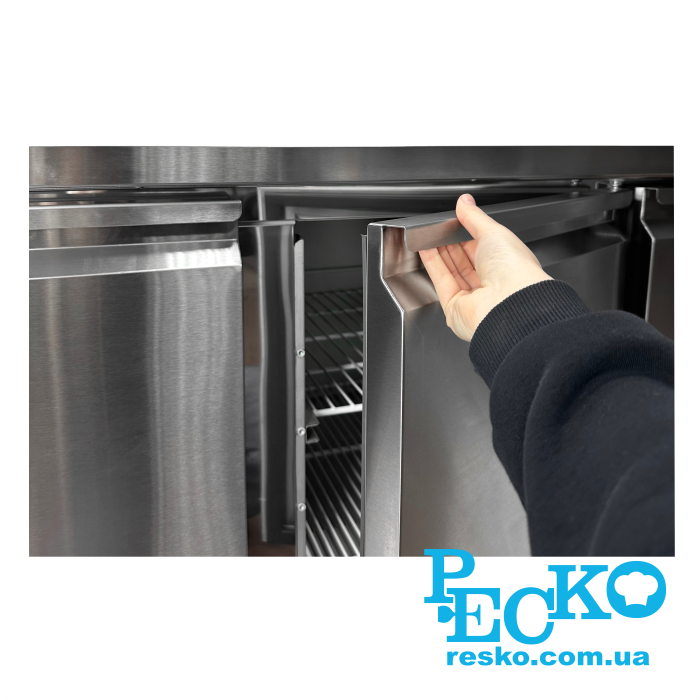 Стол холодильный Brillis G-S903V S/S TOP трехдверный