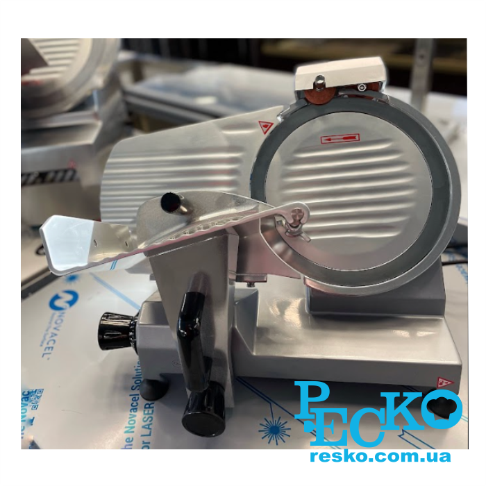 Слайсер Hurakan HKN-HM250 профессиональный ломтерезка 250 мм