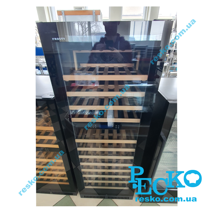 Шкаф для вина Frosty H120D холодильный винный