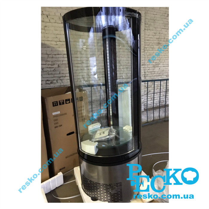 Витрина холодильная Frosty ARC-400R кондитерская напольная вертикальная