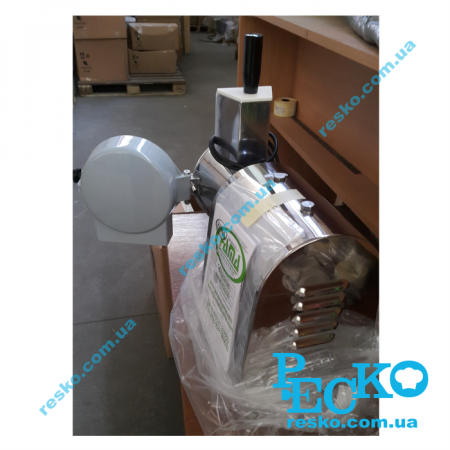 Сиротерка Fama FTMC102 електрична для м'якого сиру