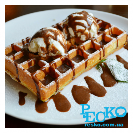 Вафельниця GoodFood WB1S професійна для бельгійських вафель